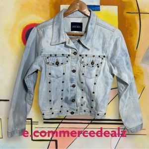RETRO JUKE BOX JEAN JACKET FOR WOMAN SIZE MEDIUM PETITE COLOR BLUE